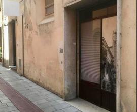 Locale commerciale 40mq centro