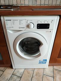 Lavatrice Indesit 6 kg