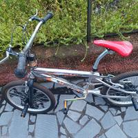 BICICLETTA BMX MAVERICK
