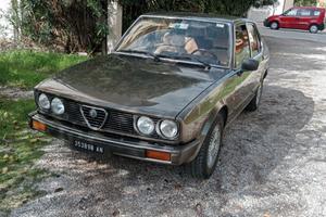 ALFA ROMEO Alfetta