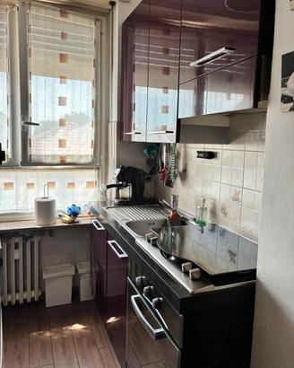 Cucina 285cm con Elettrodomestici color Magenta 