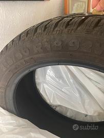 Gomme 215 50 18 92V