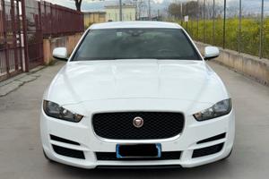 Jaguar XE 2.0 D Turbo 180CV aut. Pure