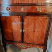 Credenza