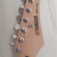 chitarra elettrica Yamaha ERG 121