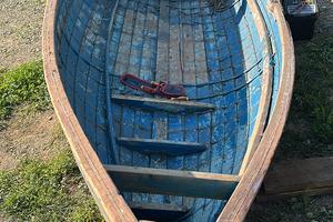 Barchetta in legno