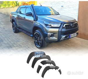 PARAFANGHI PASSARUOTA TOYOTA HILUX REVO 16-21