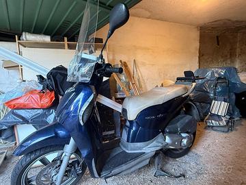 SCARABEO 200 APRILIA