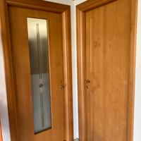 Porte interne di mostra di vari colori