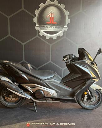 Kymco AK 550