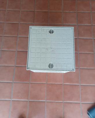 Pozzetto elettrico x esterno 40x40x40