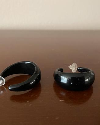 Orecchini neri a semicerchio