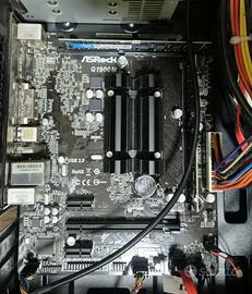Scheda Madre ASRock Q1900M con processore e RAM 