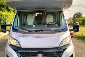 Camper mansardato