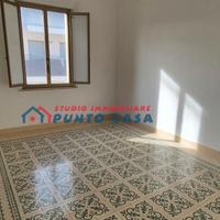 PRESSI MADONNA-App.nto al 2°p s/a da ristrutturare