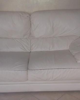 divano in pelle bianco poltronesofà