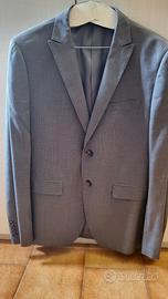 giacca grigia elegante 