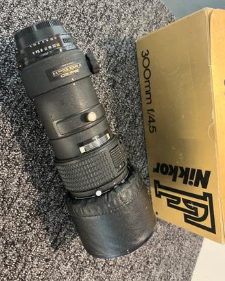 Nikon 300 mm f4,5