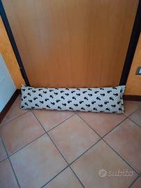Para spifferi o cuscino lungo divano tematica gatt