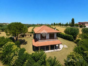 VILLA SINGOLA A MOSCIANO SANT'ANGELO