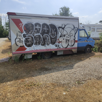 Camion bar