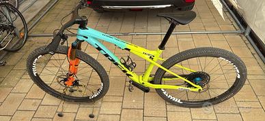 Trek supercaliber 9.8 Taglia M/L