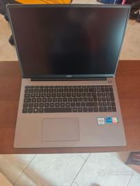 Huawei MateBook D 16 i7-12700H 16GB 512GB SSD
