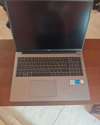 Huawei MateBook D 16 i7-12700H 16GB 512GB SSD