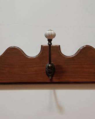 Appendiabiti da muro