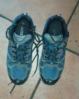 Scarpe sport N. 39 per trekking leggero
