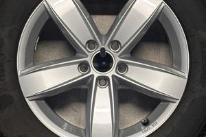 4 cerchi in lega VW Tiguan 17” + gomme invernali