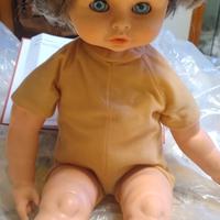 Ciccio bambola anni 70 con capelli scuri 