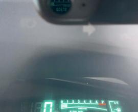 Toyota Yaris (ideale x neopatentati)