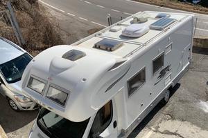 Camper mansardato laika ecovip 9,1  3000 da 180 cv