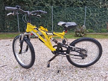 Bicicletta  da bambino/a