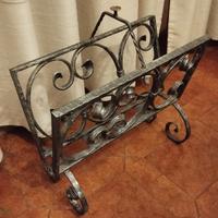 Portariviste in ferro battuto 