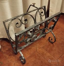 Portariviste in ferro battuto 