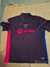 T-shirt nera 