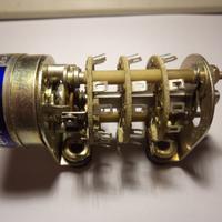 Commutatore rotativo telecomandabile