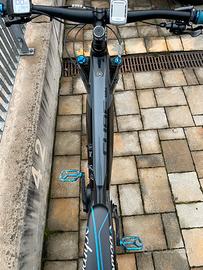 Cube Stereo Hybrid 160