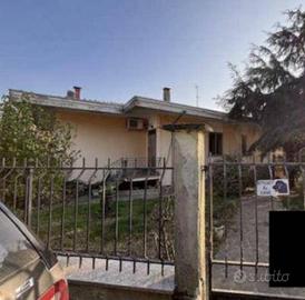 Immobile in asta di 108 m² con 3 locali a Stradell