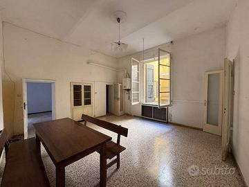 Appartamento di 93 m² con 4 locali a Modena