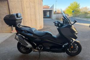 Come nuovo TMax 530 SX