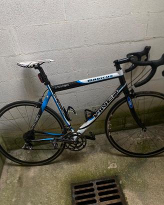 Bici da corsa VINER MAGICUS