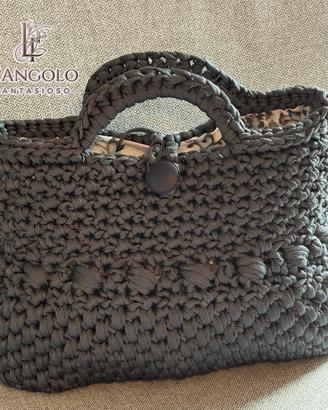 Borsa grigia scura con manico integrato