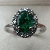 ANELLO ORO 18kt. DIAMANTI E SMERALDO COLOMBIANO