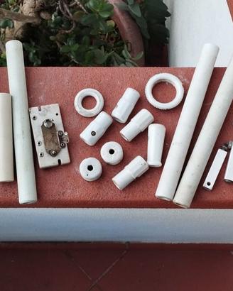 Isolatori ceramici e tabacchiere