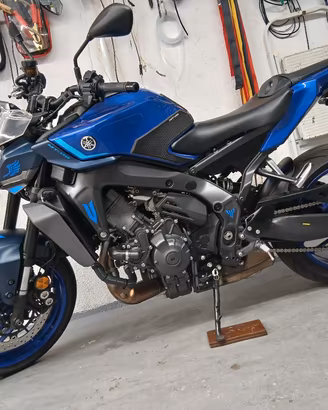 YAMAHA MT09 Y-AMT 2025