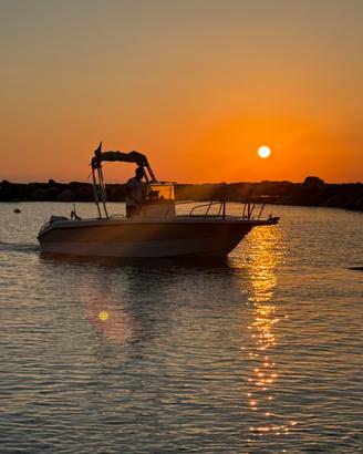 barca con motore nuovo senza patente nautica