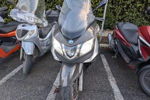 Piaggio X10 350 Executive